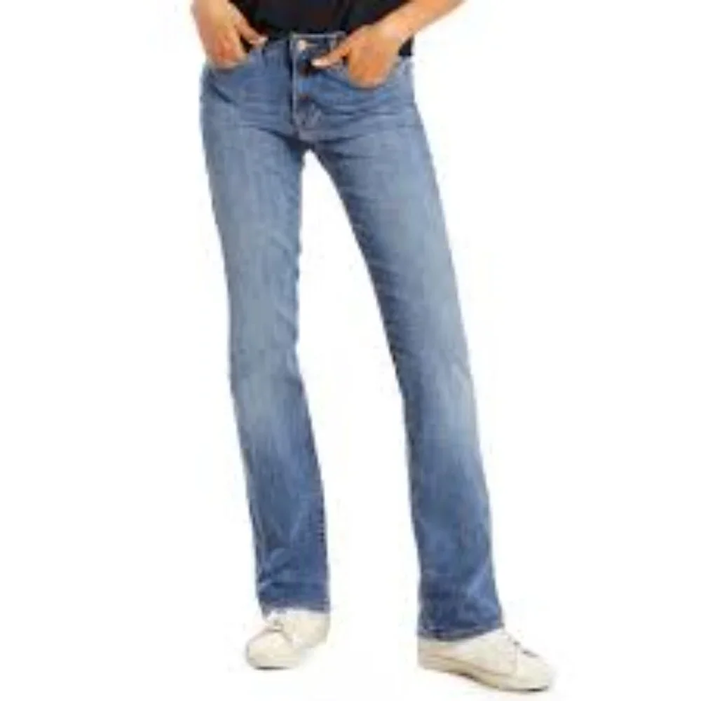 Levi's Classic Womens Mid Rise Boot Cut Monterey Drive Jeans New With Tags